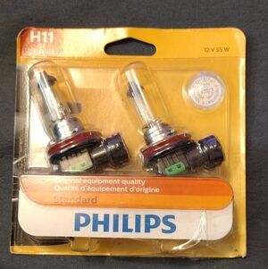 Philips H11 Headlight Bulbs Set